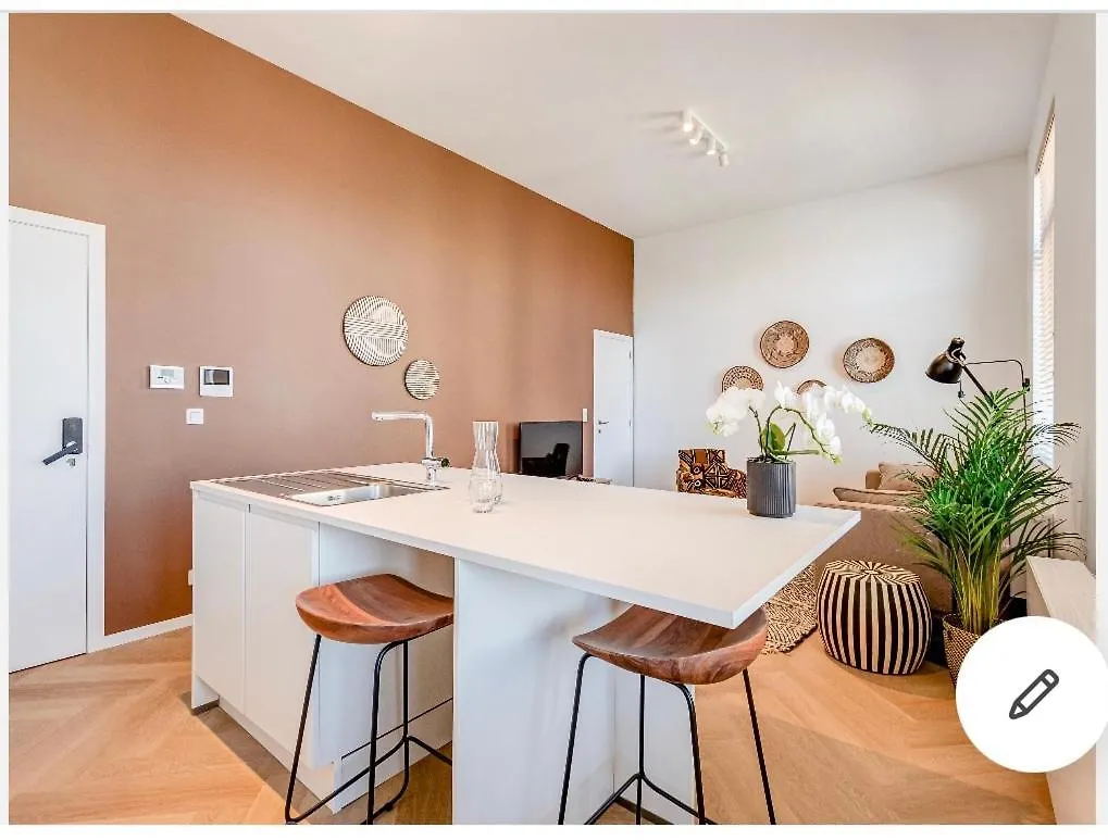 Room Engine Residence Antwerp Apartment